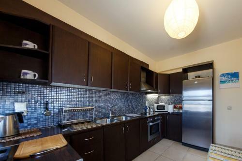 Dimitras House
