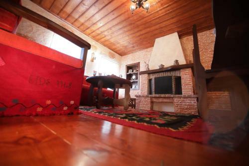 Dora's House At Agios Germanos