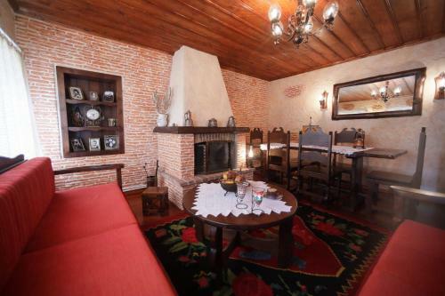 Dora's House At Agios Germanos