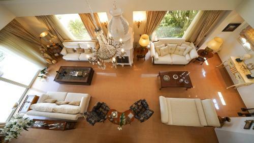Luxury Villa Allure