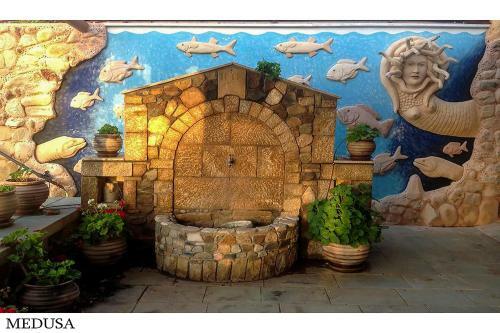 Villa Medusa Gorgon
