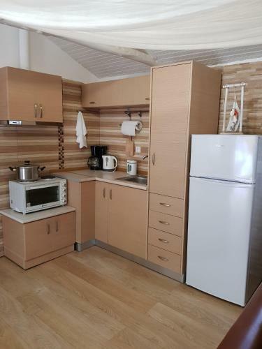 Athina's Home 1