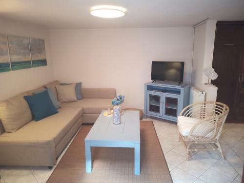 Plateia Apartments (katerina)