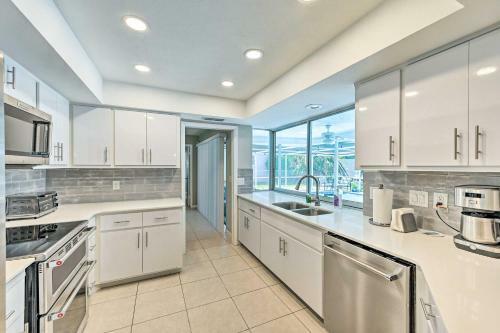 Waterfront Cape Coral Retreat With Boat Access!