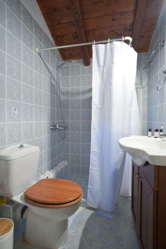 Hostal Elia Apartments Chrisso