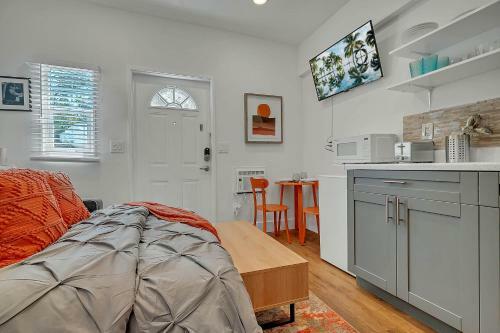 Adorable Guest House W/ Parking Wilton Manors