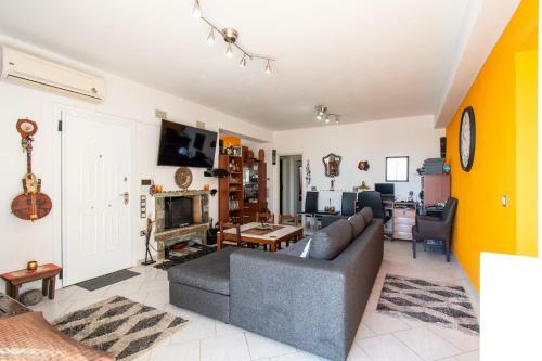 Villa Depys Home Ntrafi