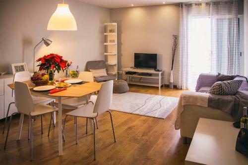 Apartamento A Duplex Appartment (90m2) In The Forum Mall Area