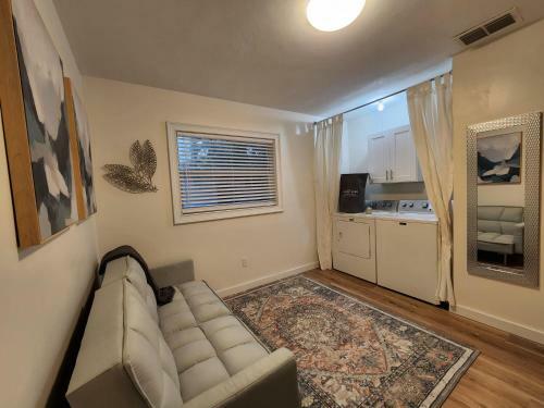 Large Family Home In Largo, Close To Beaches