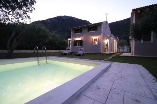 Apartamento Theonymfi Luxury Villas