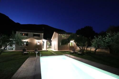 Apartamento Theonymfi Luxury Villas