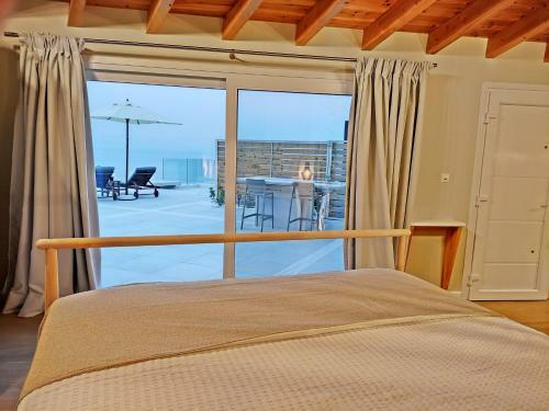 Villa Sea & Cliff Luxury Suites By Corfuescapes