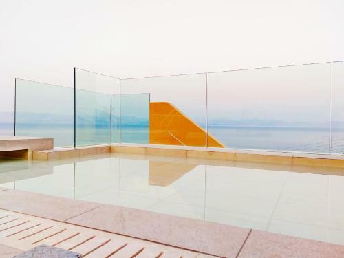 Villa Sea & Cliff Luxury Suites By Corfuescapes