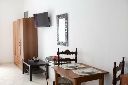Spacious Studios Lefkada Mountain View Near Beach