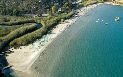 Amphitrite Beach House