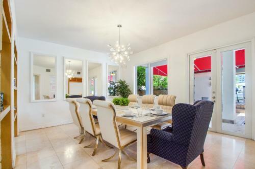 Villa Drake ?waterfront? 6br Close To Beach