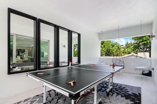 Ikon Villa - Rooftop Pool - Centric & Close To Beach