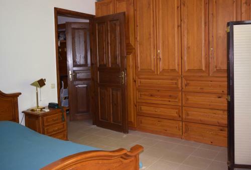 Seaside Villa In Alikes, Chalkida
