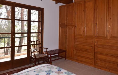 Seaside Villa In Alikes, Chalkida