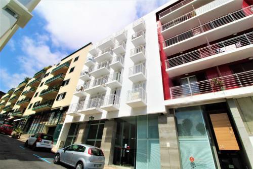 Blue Sky Apartment
