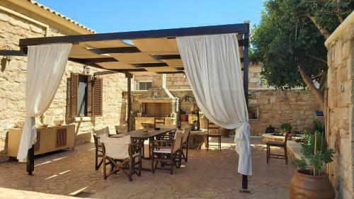 Christakos Stone House Elafonisos