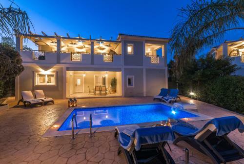 Villa Mamfredas Luxury Resort