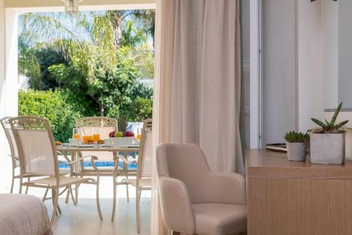 Villa Mamfredas Luxury Resort