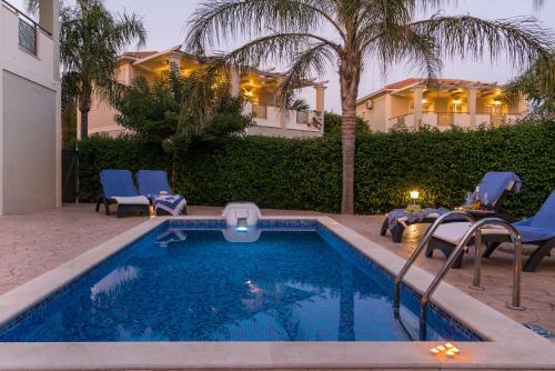 Villa Mamfredas Luxury Resort