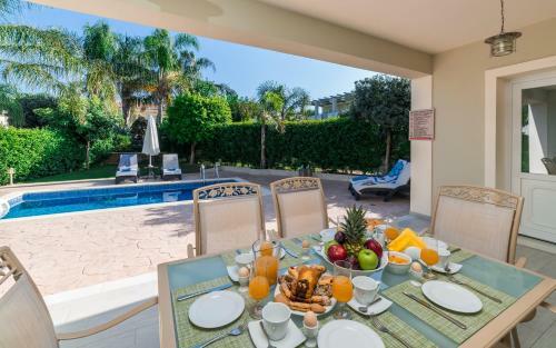 Villa Mamfredas Luxury Resort