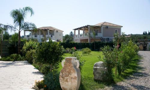 Villa Mamfredas Luxury Resort