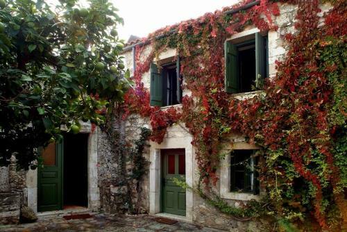 Helidona ~ Traditional Cretan Villa