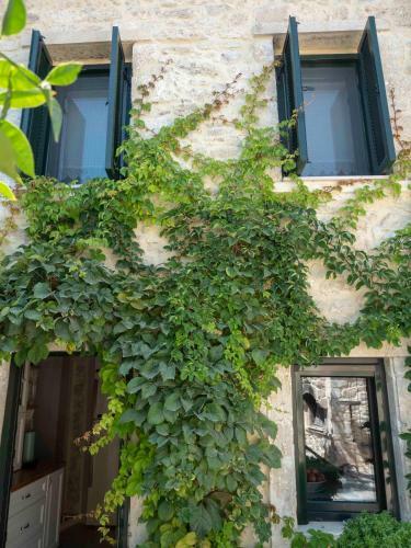 Helidona ~ Traditional Cretan Villa