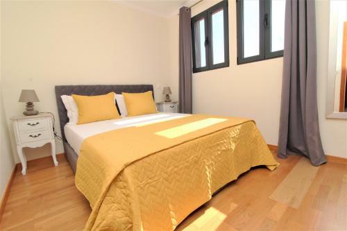 Vista Vieira Apartments