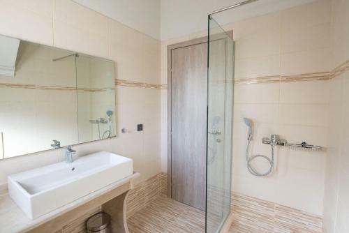 Bed & Breakfast Erikousa Palace Double Suites