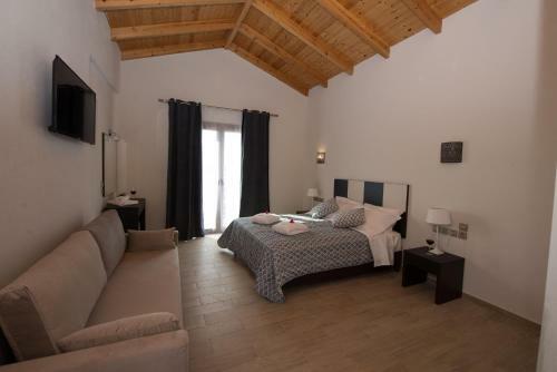 Bed & Breakfast Erikousa Palace Suites & Studios