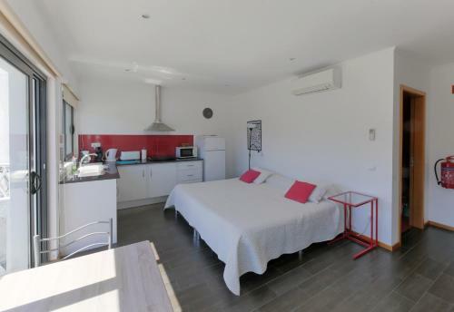 Faial Marina Apartments 1