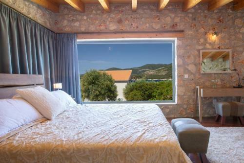 Villa Dell Mar Stone House