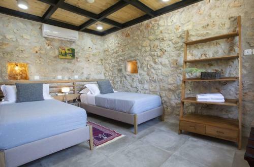 Villa Dell Mar Stone House