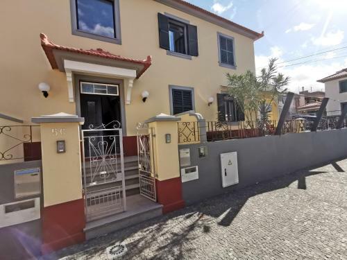 Charming Apartment In Funchal ? Lazareto