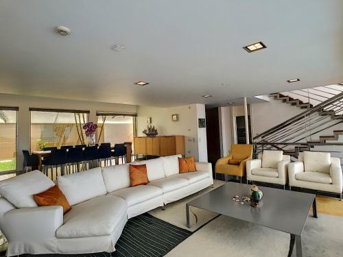 Villa The White House - By Mhm