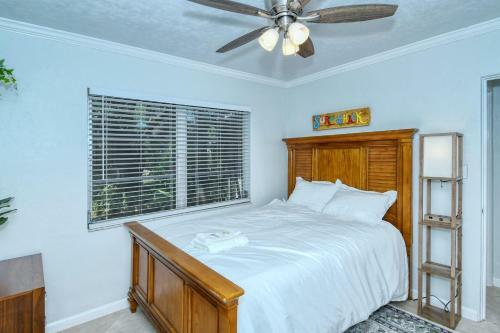Walk To Beach, Restaurants, Shopping/hot Tub!