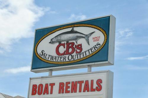 Walk To Beach, Restaurants, Shopping/hot Tub!