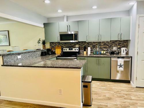 Cute House Near Downtown