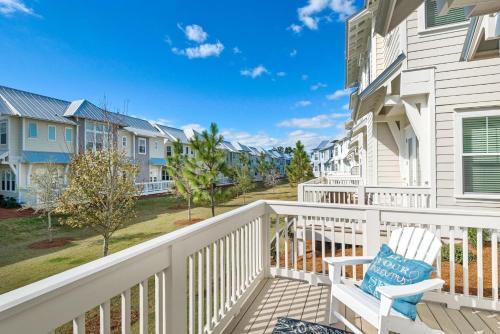 Town Of Prominence 326b- Seaside Paradise