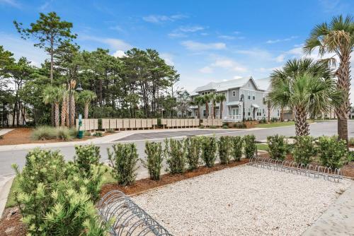 Town Of Prominence 326b- Seaside Paradise