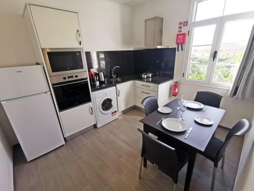 Casa Dos Av�s Apartments With Pool In Funchal