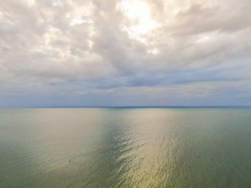 Sunset Beach Rowe House- 3 Decks W/ Beach Views