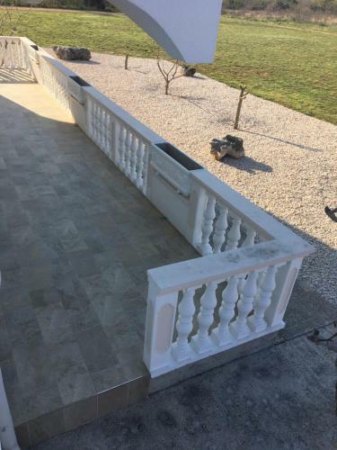Villa Zerava Nin