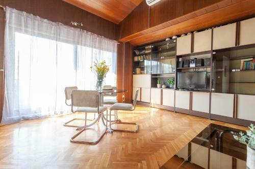 Sea And Lemon Tree Apartment