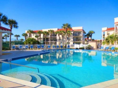 Ocean Village Club N35